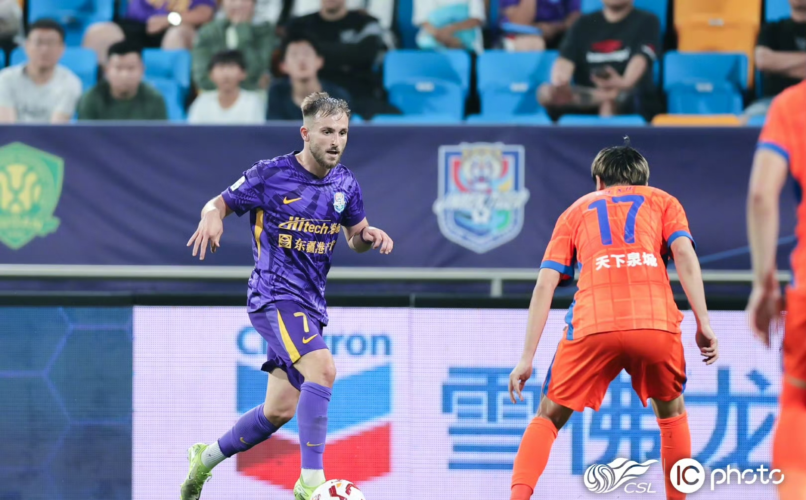 关于转折点！山东泰山更衣室发声；欧联赛前攻防权衡；信心回归；更衣室氛围转暖的信息